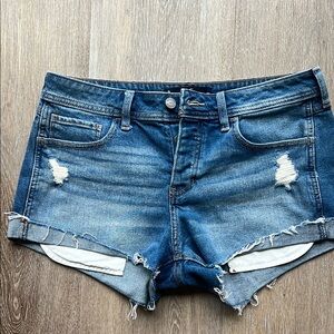 Hollister low-rise boyfriend Jean Shorts